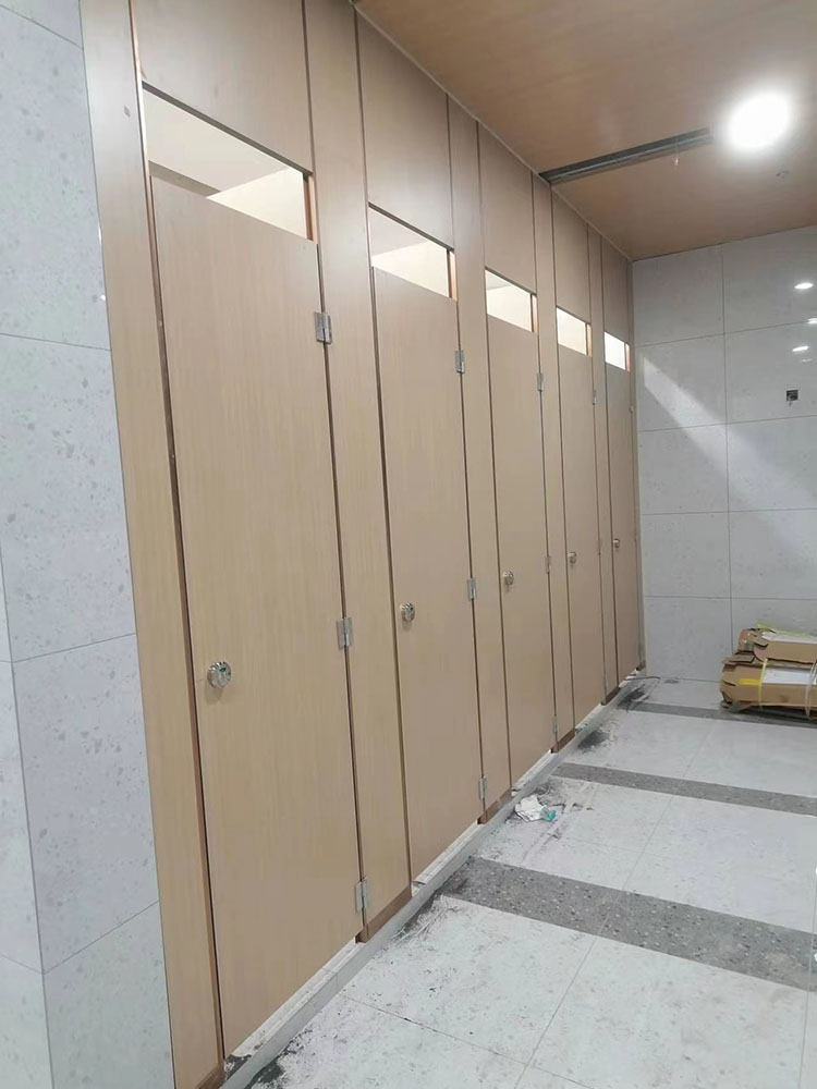 南昌衛(wèi)生間隔斷廠家